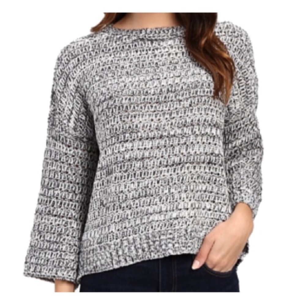 Volcom 3/4 sleeve knit sweater black white size S